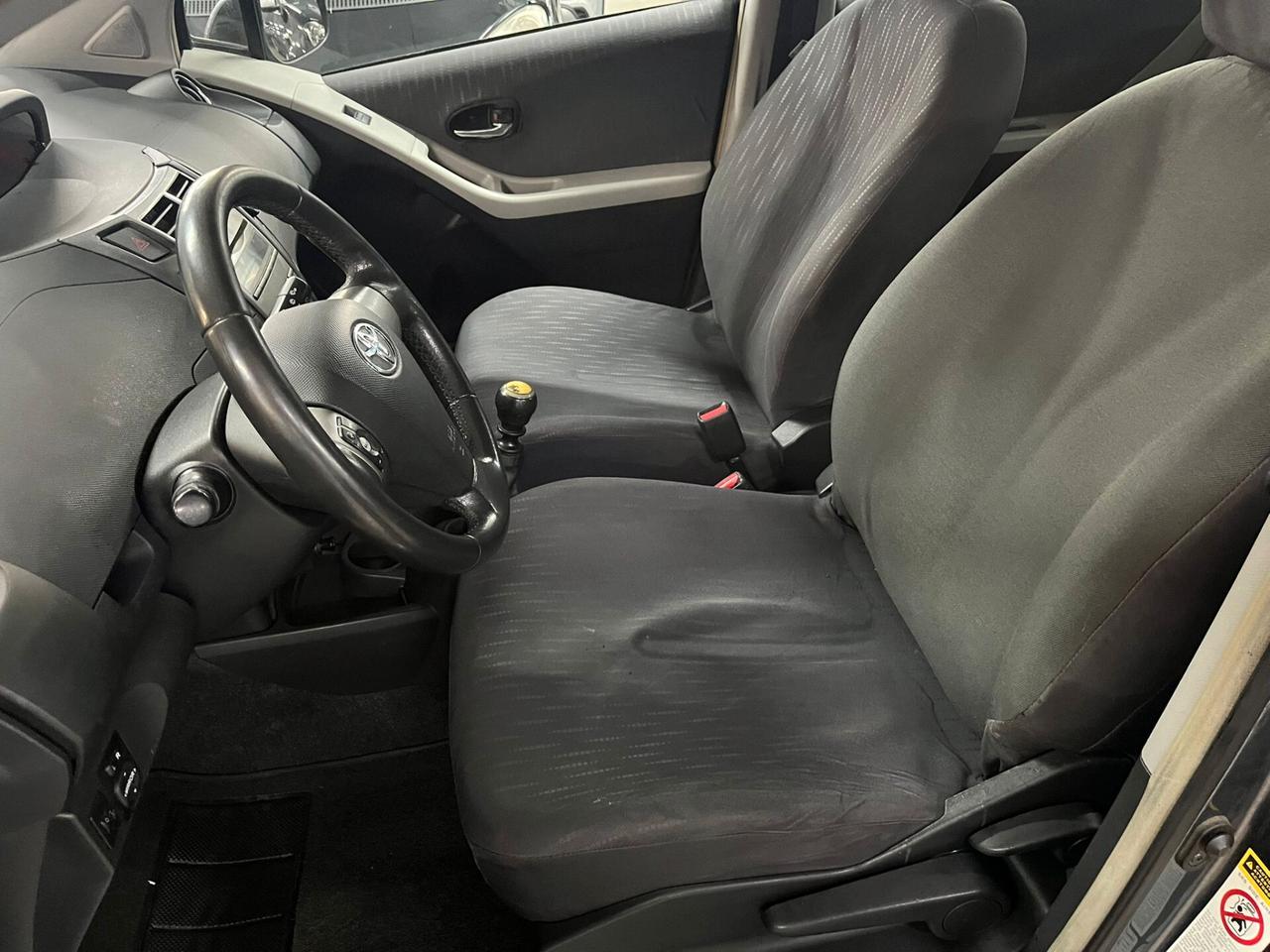 Toyota Yaris 1.3 5 porte