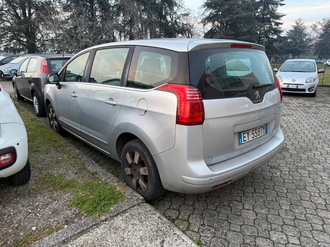 Peugeot 5008 BlueHDi 120 S&S Active