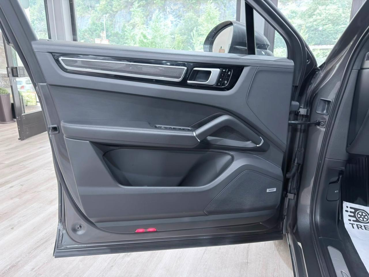 PORSCHE CAYENNE COUPE 3.0 340cv E-HYBRID FULL