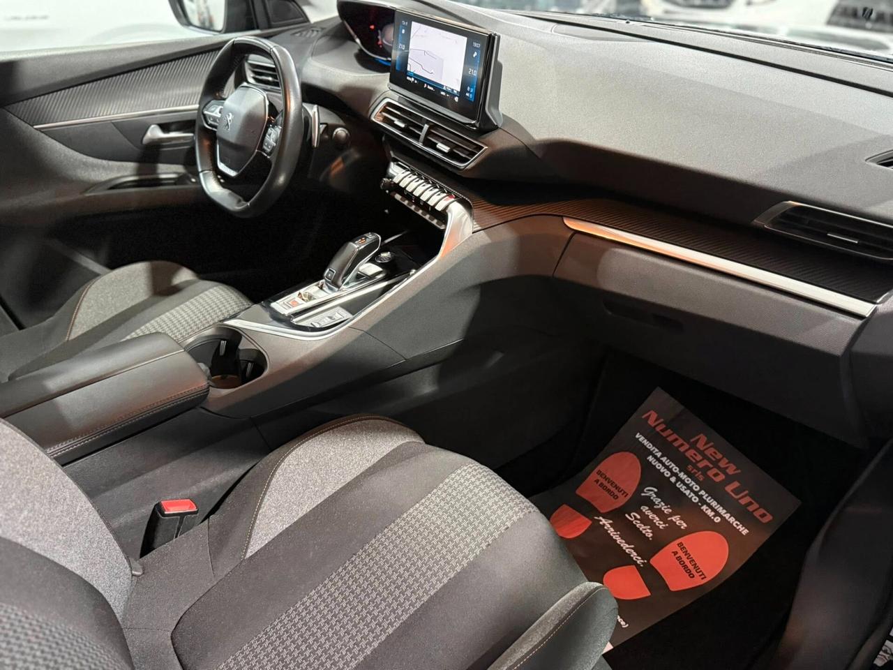 Peugeot 3008 Allure 1.5 BlueHDI 130cv 2021