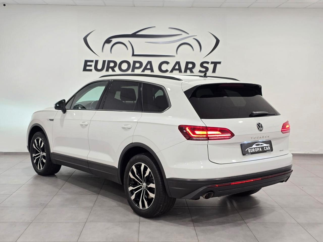 Volkswagen Touareg 3.0 V6 TDI SCR IVA ESPOSTA