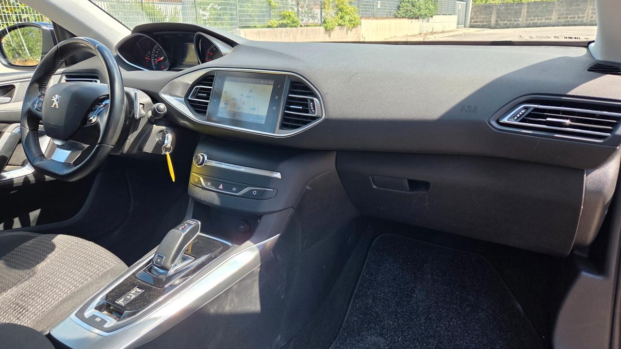 Peugeot 308 BlueHDi 130 sw Automatica Navi