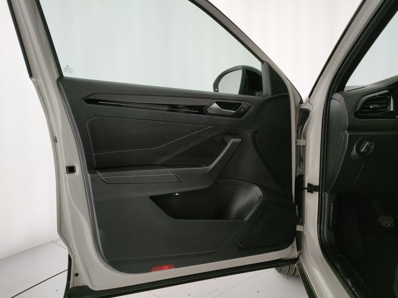 Volkswagen T-Roc 1.0 tsi style 110cv