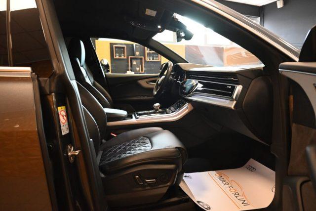 AUDI Q8 50TDI Q.TIP.286CV S-LINE TET.22"PELLE RS SOSP.FULL