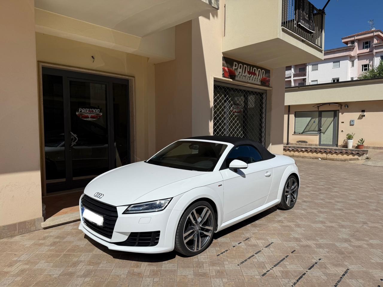 Audi TT Roadster 1.8 TFSI S line