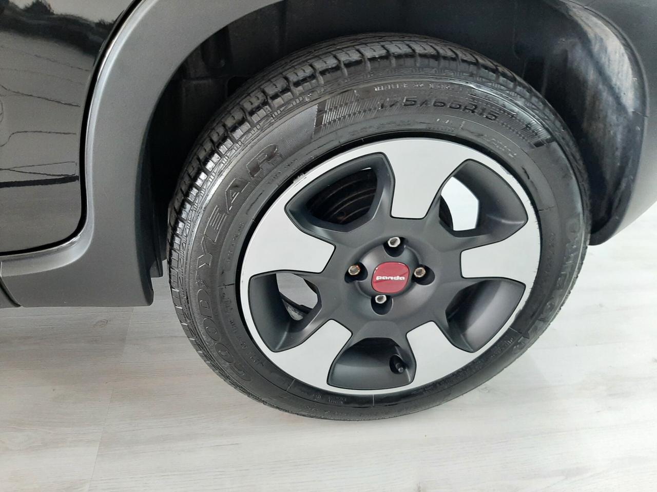 Fiat Panda 1.0 FireFly S&S Hybrid City Cross