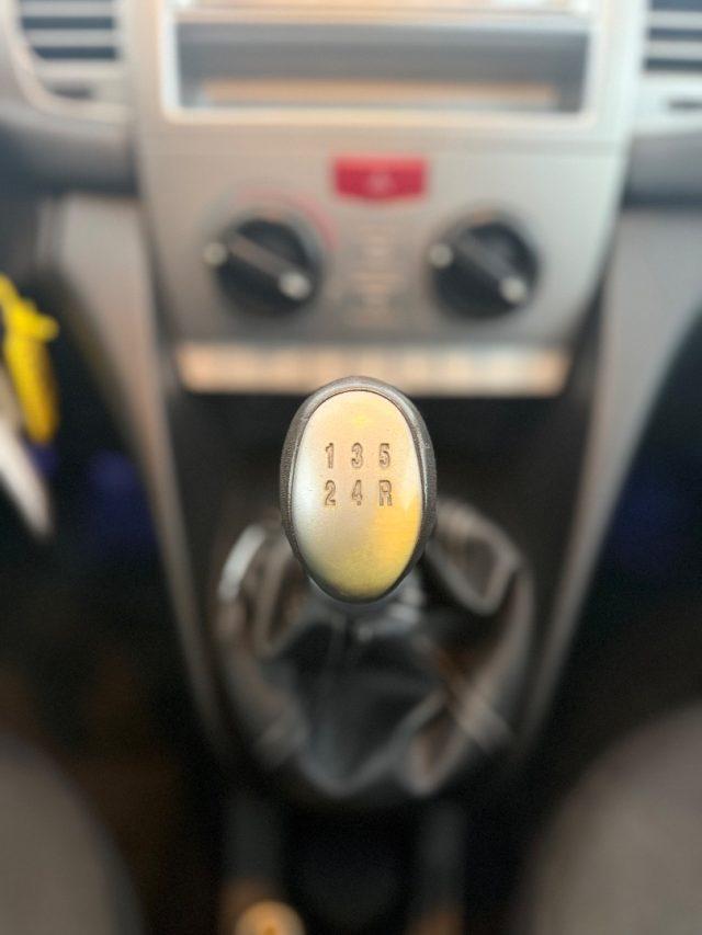 LANCIA Ypsilon 1.2 69 CV Argento