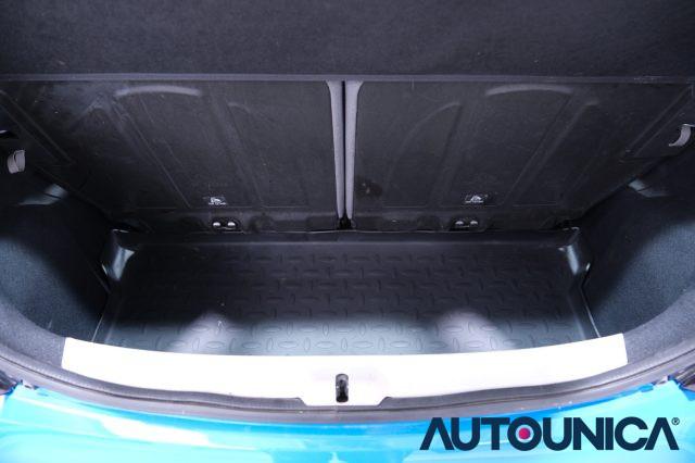 TOYOTA Aygo 1.0 VVT-i 72 CV 5 PORTE X-PLAY MMT NEOPATENTATI