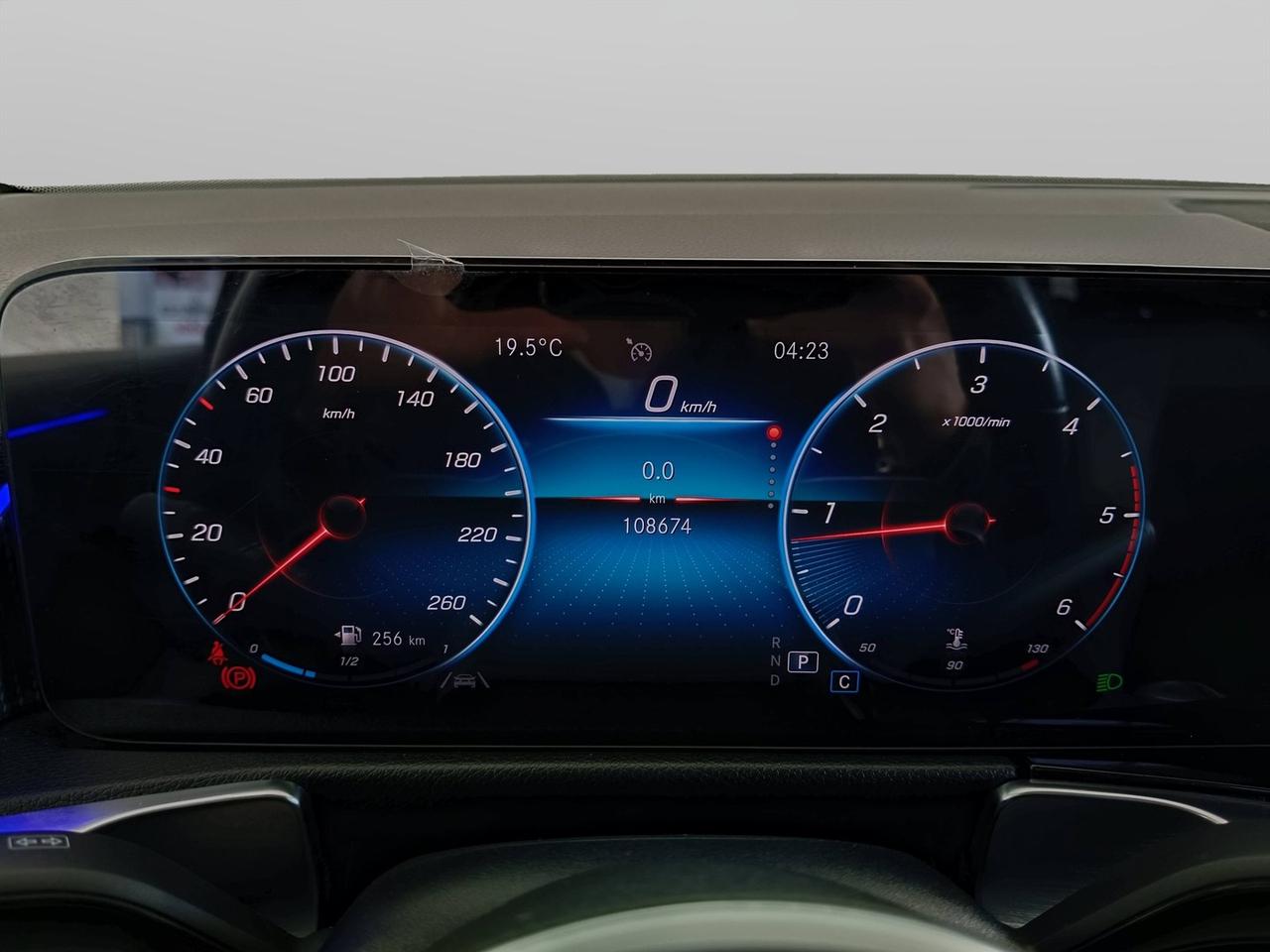 Mercedes-Benz GLB - X247 2019 - GLB 200 d Sport Plus 4matic auto