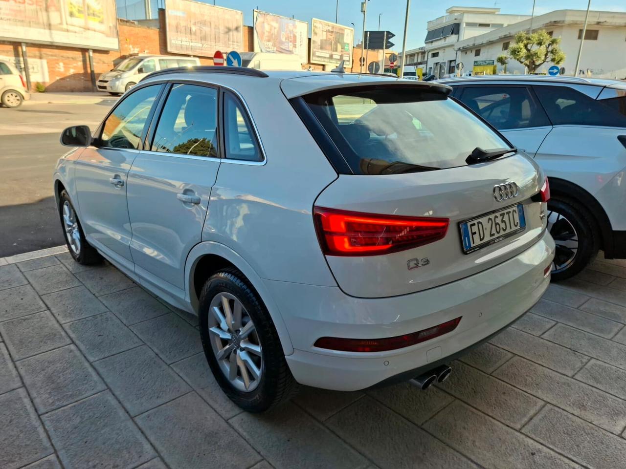 Audi Q3 2.0 TDI 150cv Design 2016
