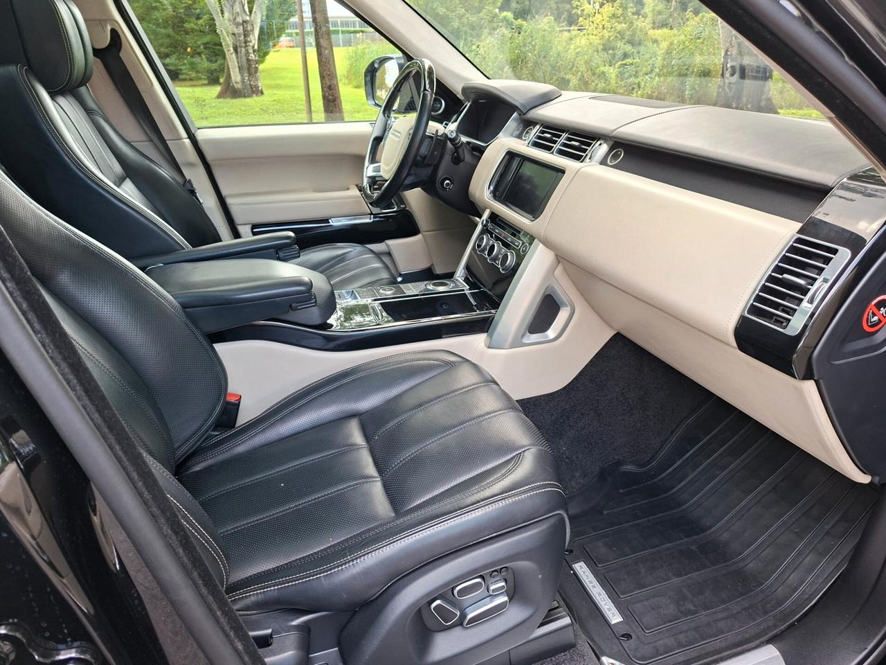Land Rover Range 4.4 SDV8 Autobiography