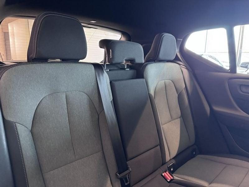 Volvo XC40 Recharge T4 Plug-in Hybrid auto Recharge Core