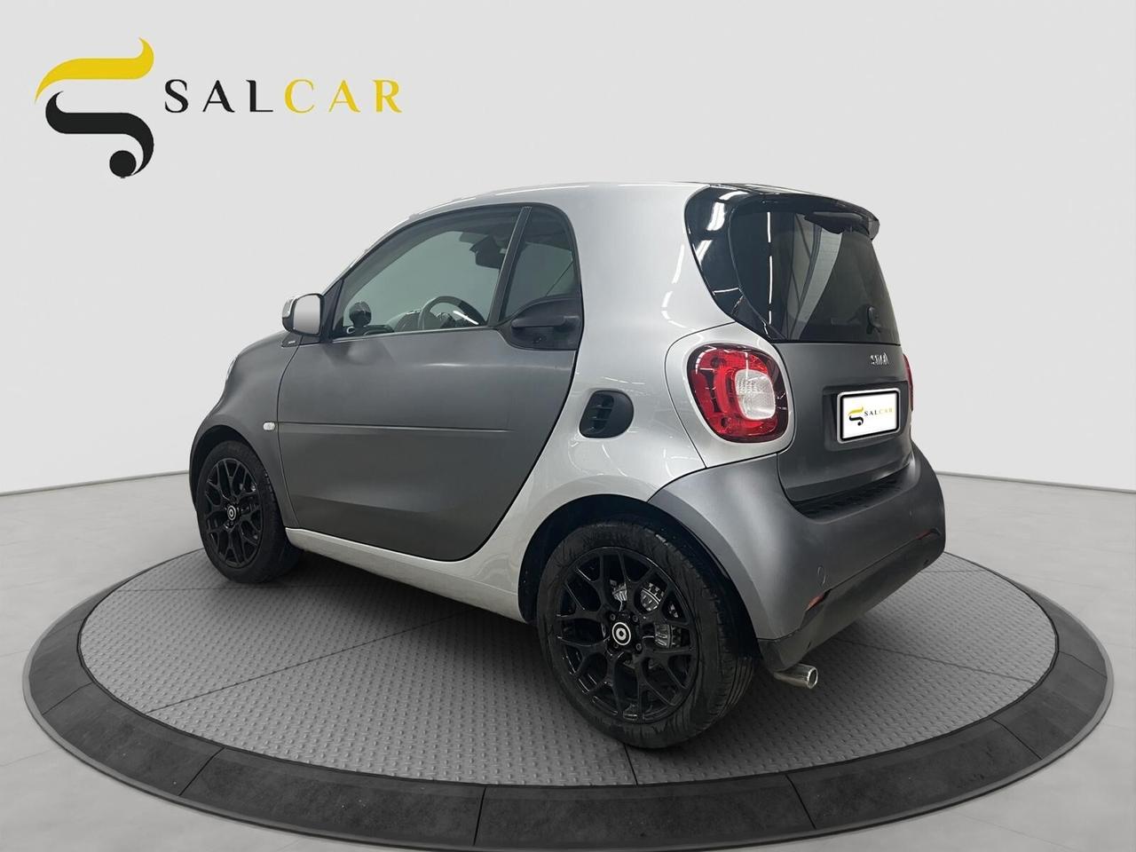Smart ForTwo 1.0 benzina twinamic 71 cv Passion tetto 2019
