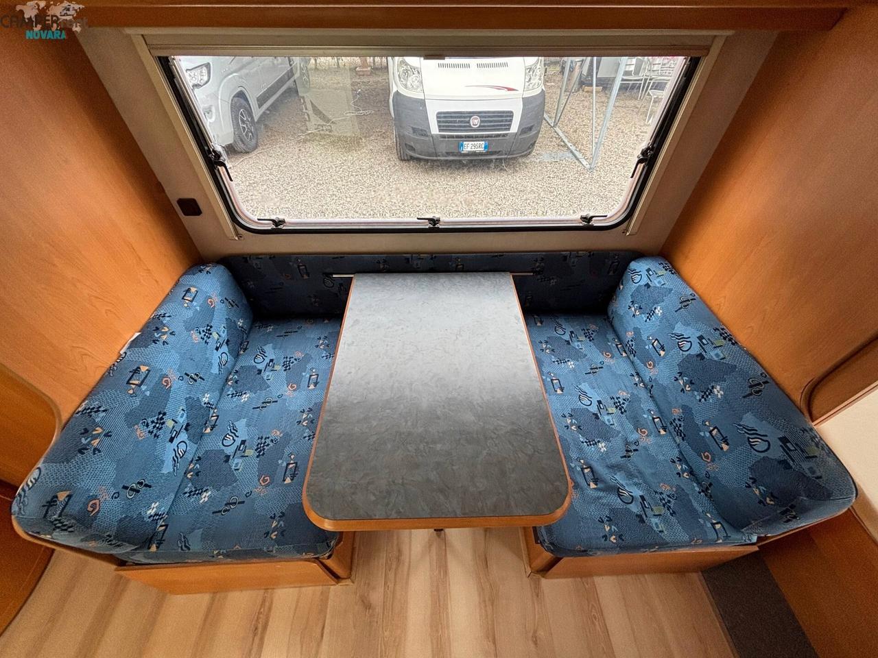 ADRIA UNICA B 462 PH - roulotte con letto matrimoniale