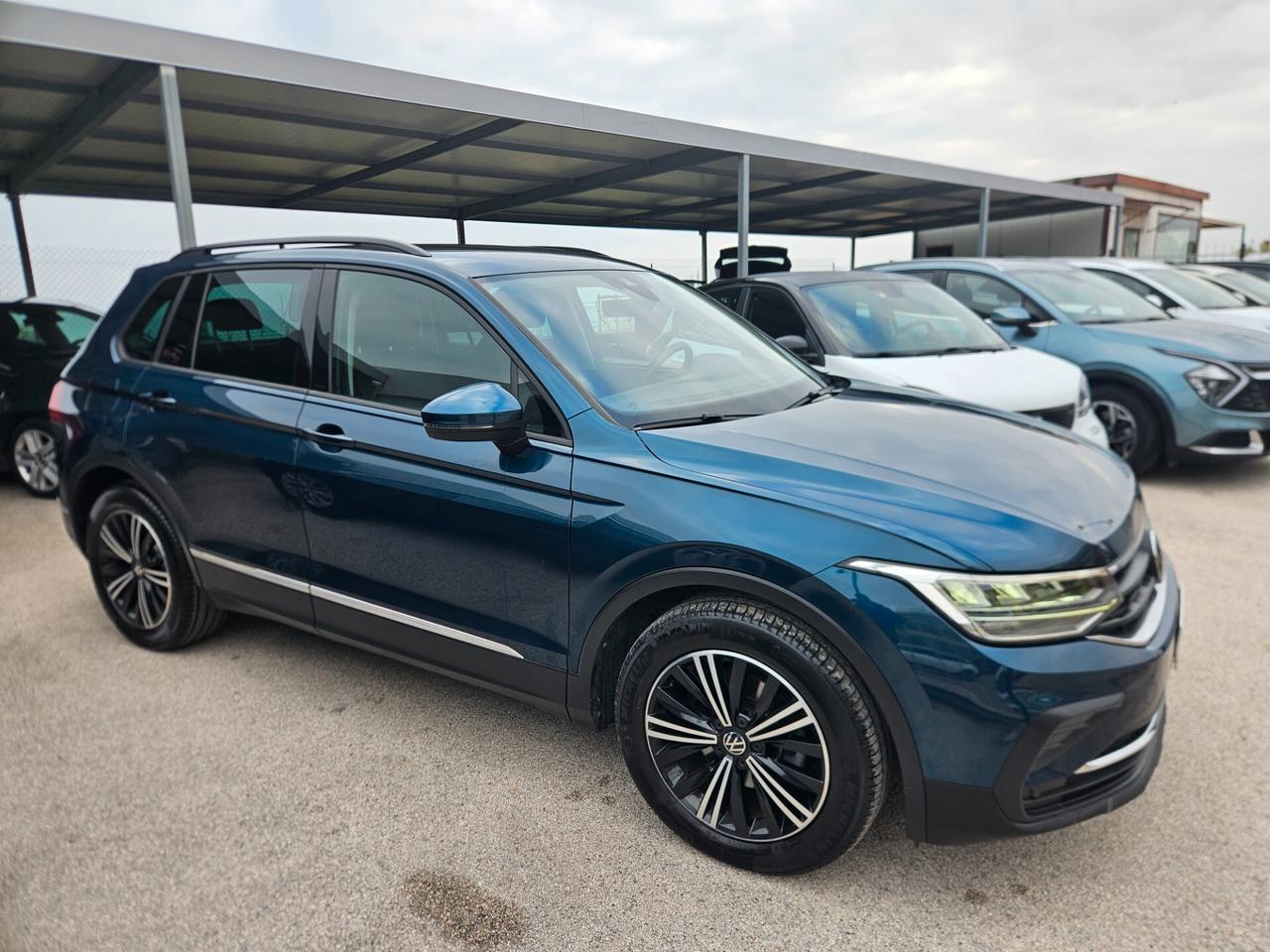 Volkswagen Tiguan 2.0 TDI SCR 122cv Edition