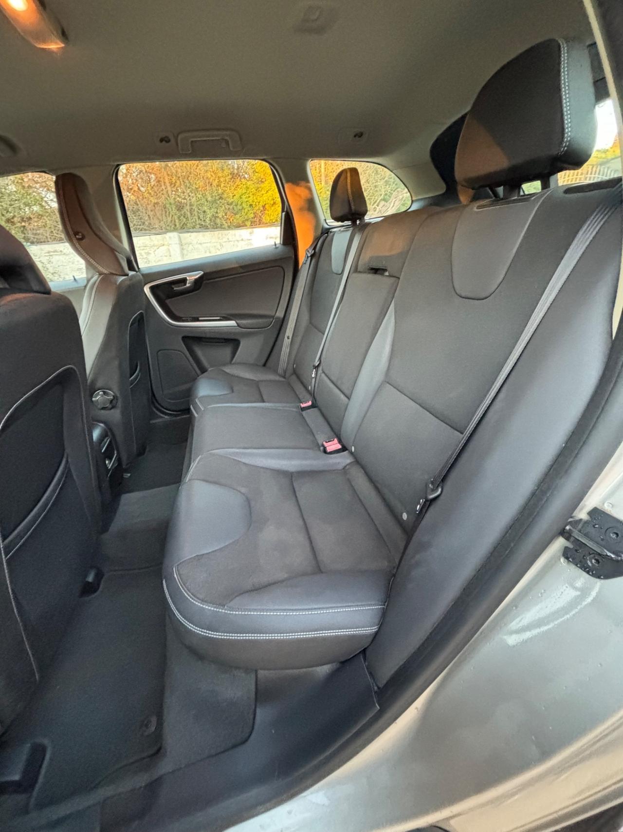 Volvo XC 60 XC60 D3 Geartronic Summum