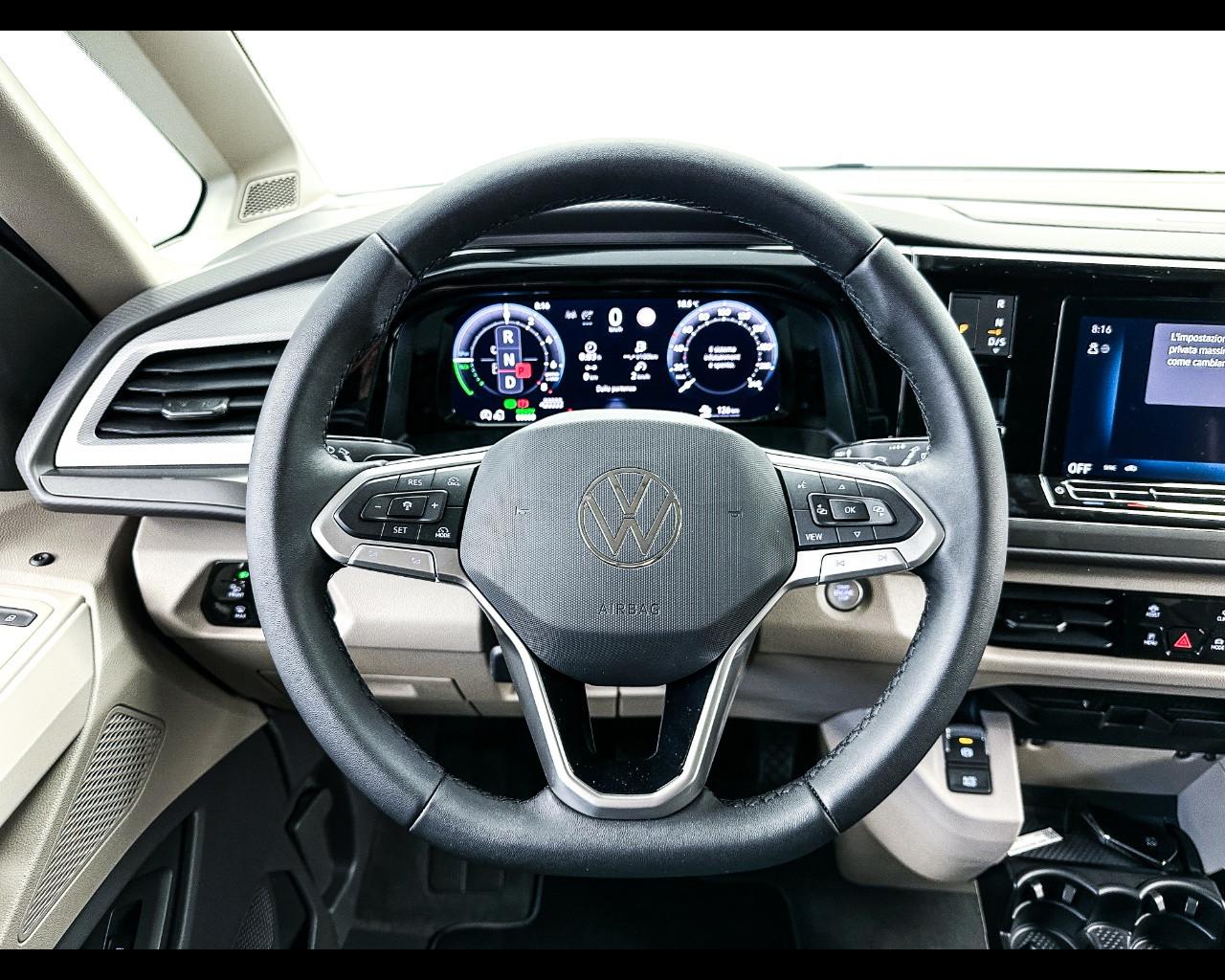 VOLKSWAGEN Multivan 7ª '21-> - Multivan 1.5 PHEV DSG 4Motion Space