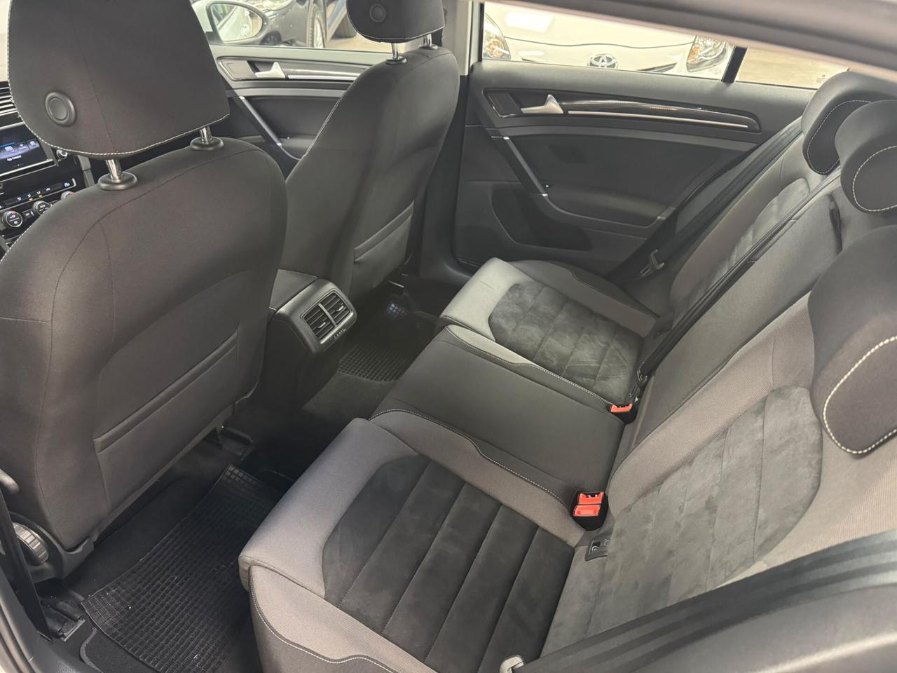 Volkswagen Golf 1.4 TSI 125 CV 5p. Highline