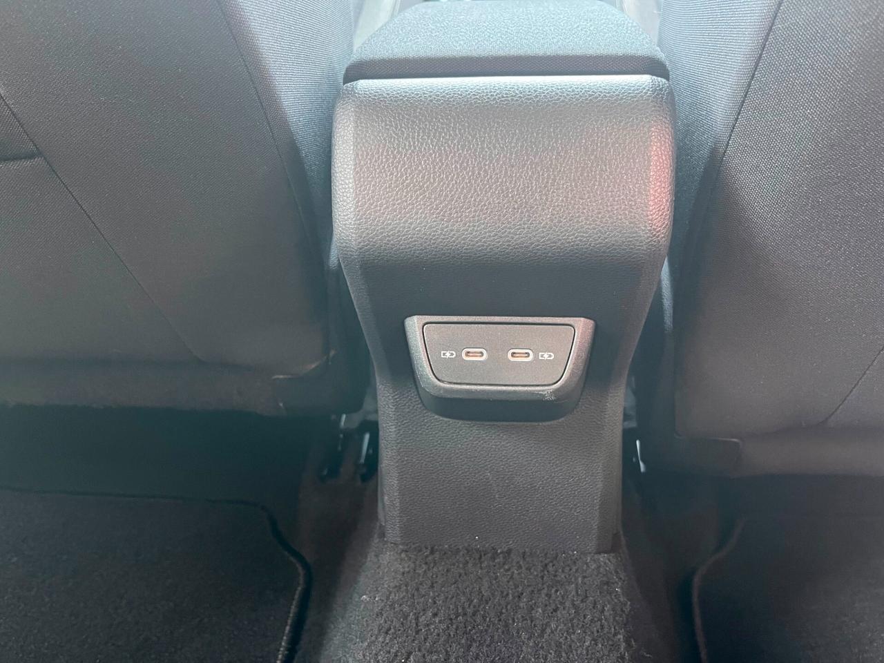 Volkswagen Taigo 1.0 TSI 110 CV DSG Life