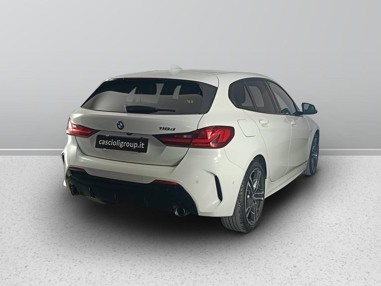 BMW Serie 1 F40 - 118d Msport auto