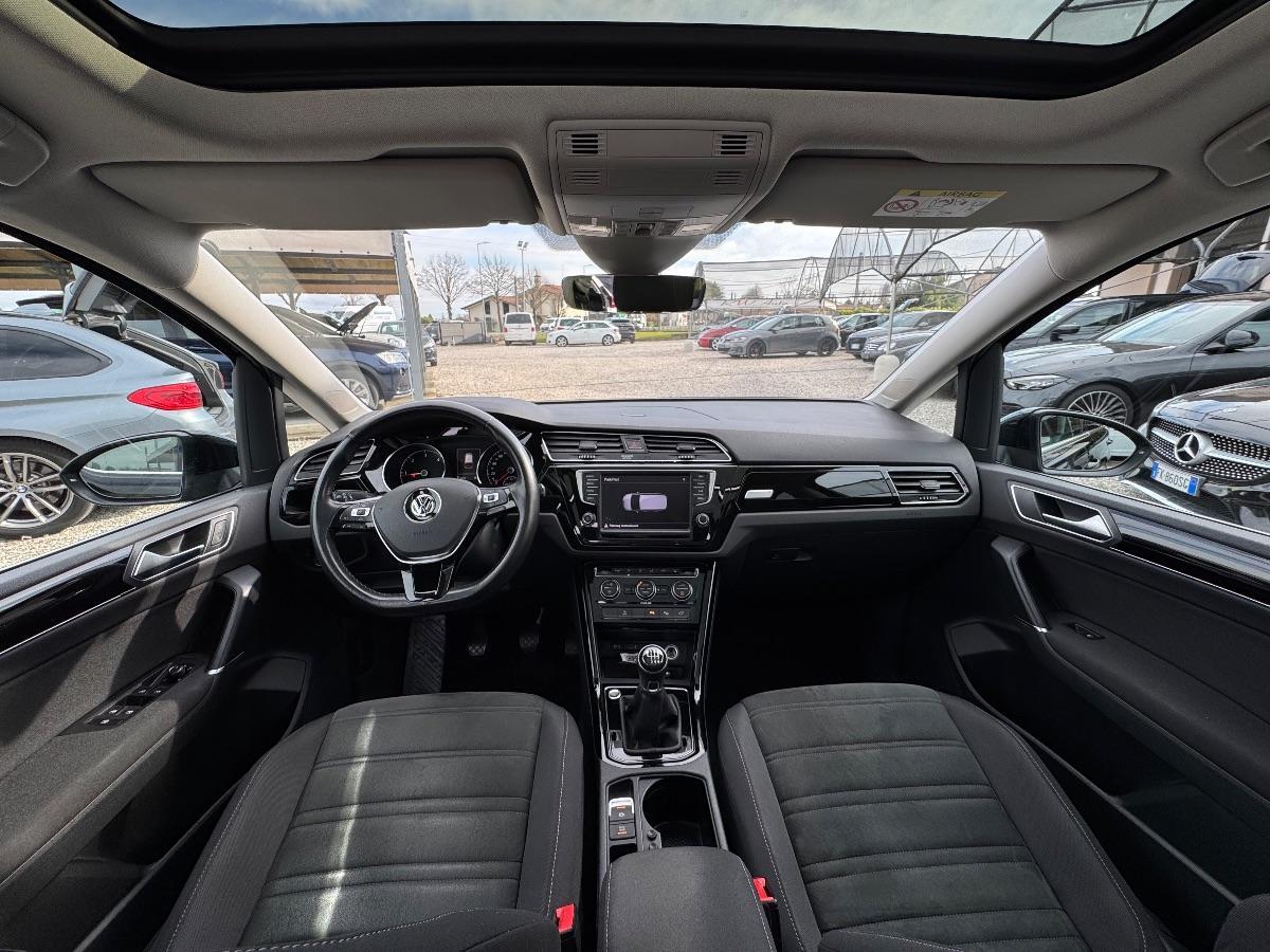 VOLKSWAGEN - Touran - 2.0 TDI 150 CV Highline BMT