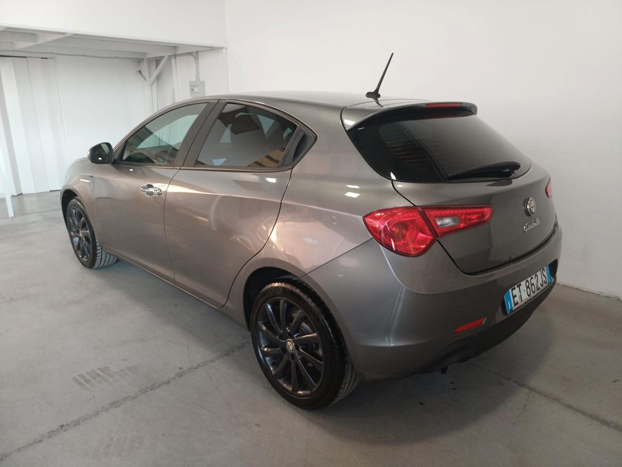 Alfa Romeo Giulietta 1.6 JTDm-2 105 CV Super