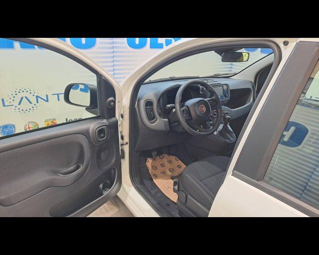 FIAT Panda 1.0 firefly hybrid Icon s&s 70cv 5p.ti