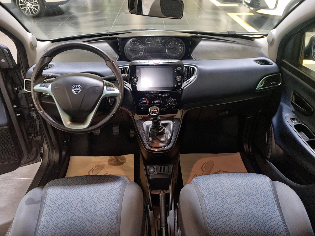 Lancia Ypsilon Gold 1.0 Hybrid 5 porte AZIENDALE