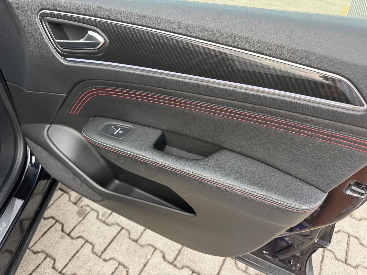 Renault Arkana Hybrid E-Tech 145 CV R.S. Line