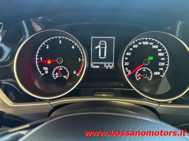 VOLKSWAGEN Touran 1.6 TDI 115 CV SCR DSG Comfortline BMT IN ARRIVO