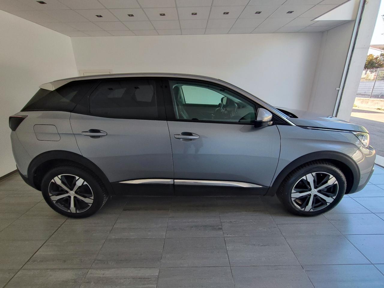 Peugeot 3008 BlueHDi 130 S&S EAT8 Active