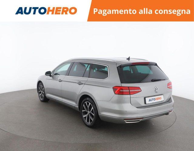 VOLKSWAGEN Passat Variant 2.0 TDI DSG Executive BlueMotion Tech.