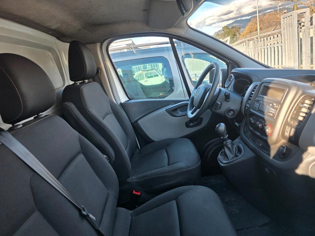 Renault traffic 1,6dci 125cv FRIGO TETTO ALTO MOTORE NUOVO km 0