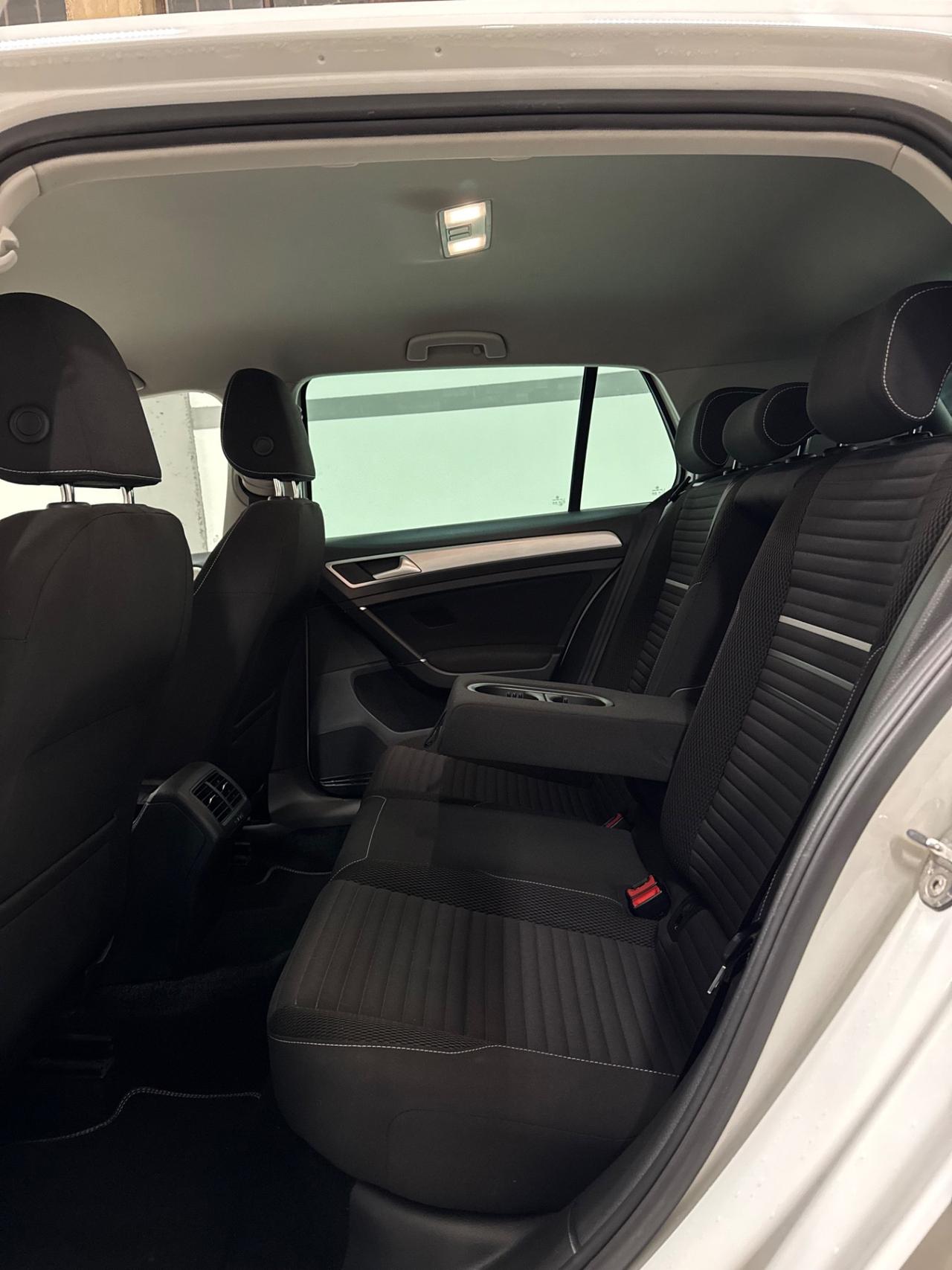 Volkswagen Golf 1.6 TDI 110 CV 5p. Highline BlueMotion Technology