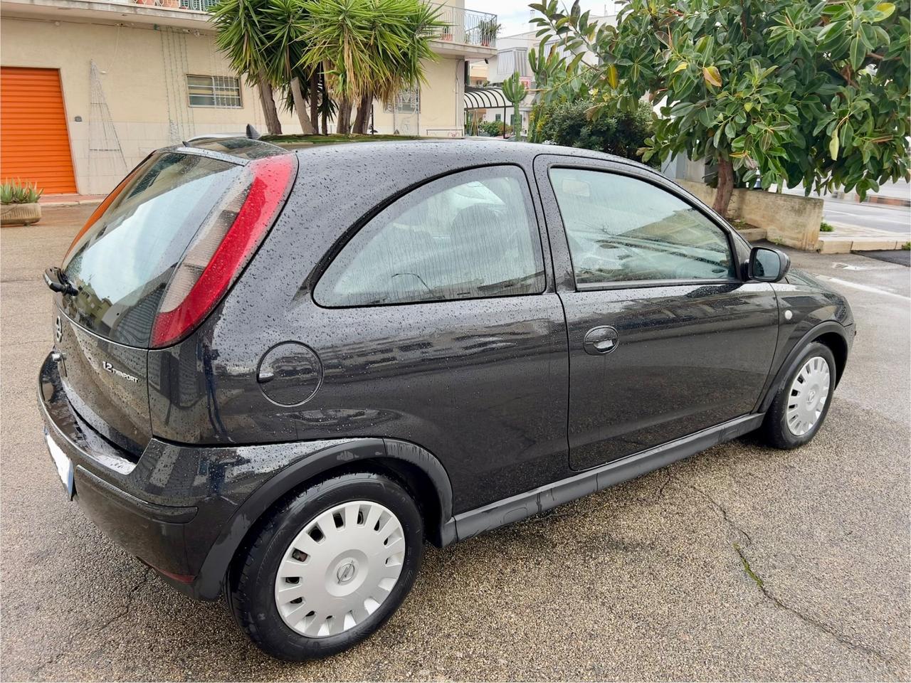 Opel Corsa 1.2i 16V cat 3 porte Club