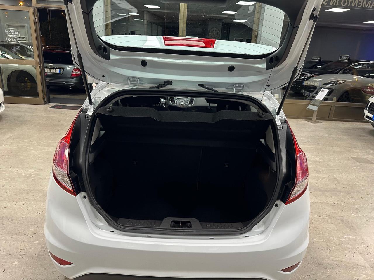 Ford Fiesta 1.2 60CV 3 porte Business OK NEOPATENTATI SOLO 50.000 KM