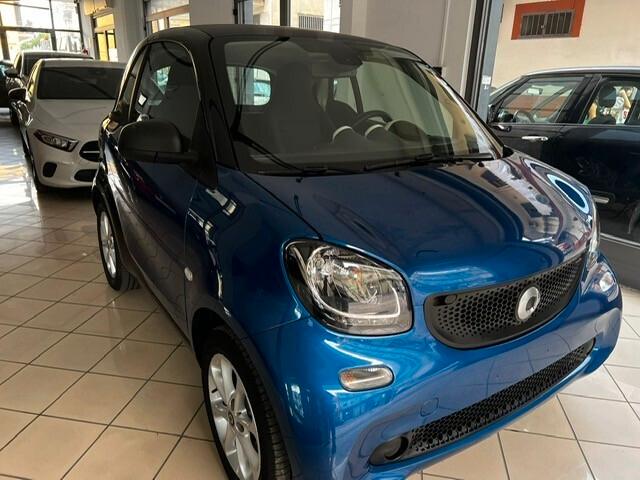 Smart ForTwo 0.9 Turbo Basis Standard
