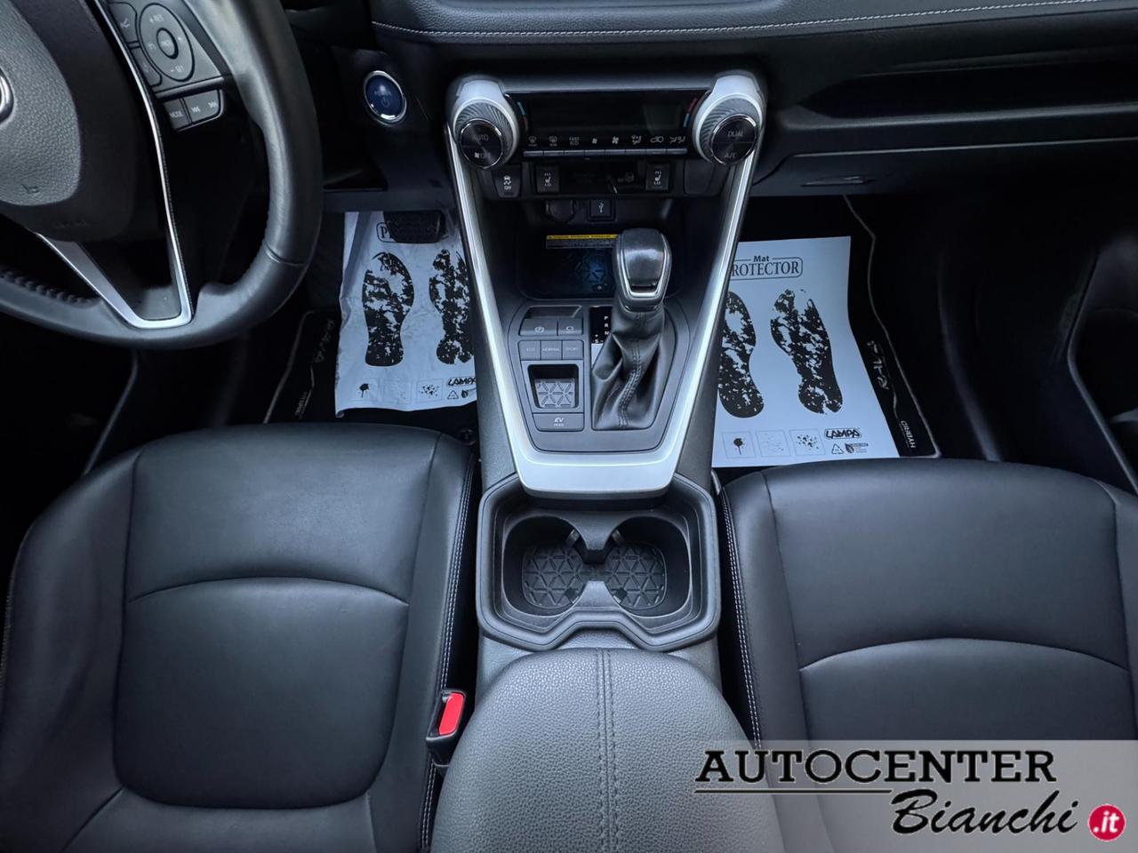 Toyota RAV4 2.5 vvt-ie h Lounge 2wd 218cv e-cvt