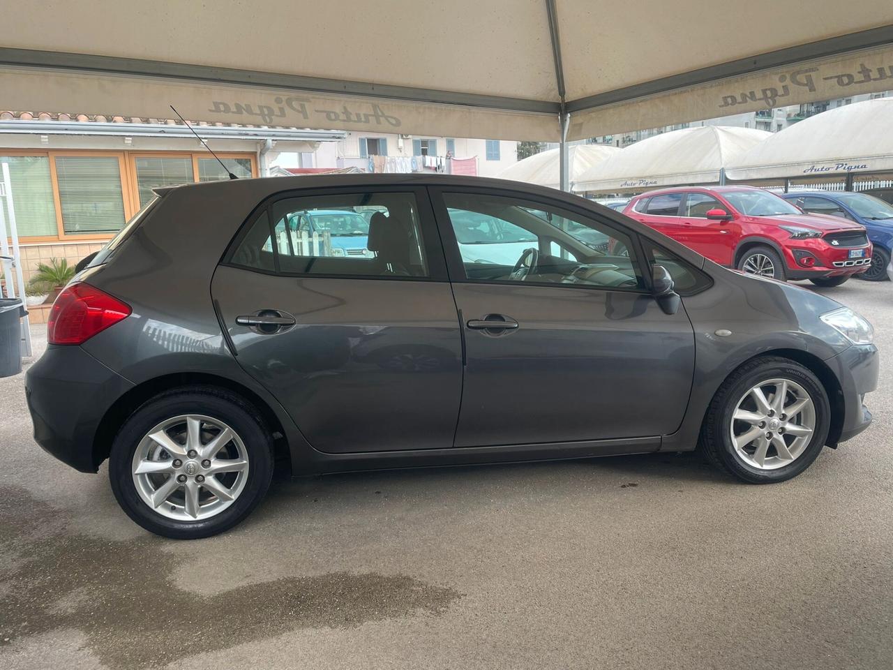 Toyota Auris 1.4 D-4D 5 porte Sol