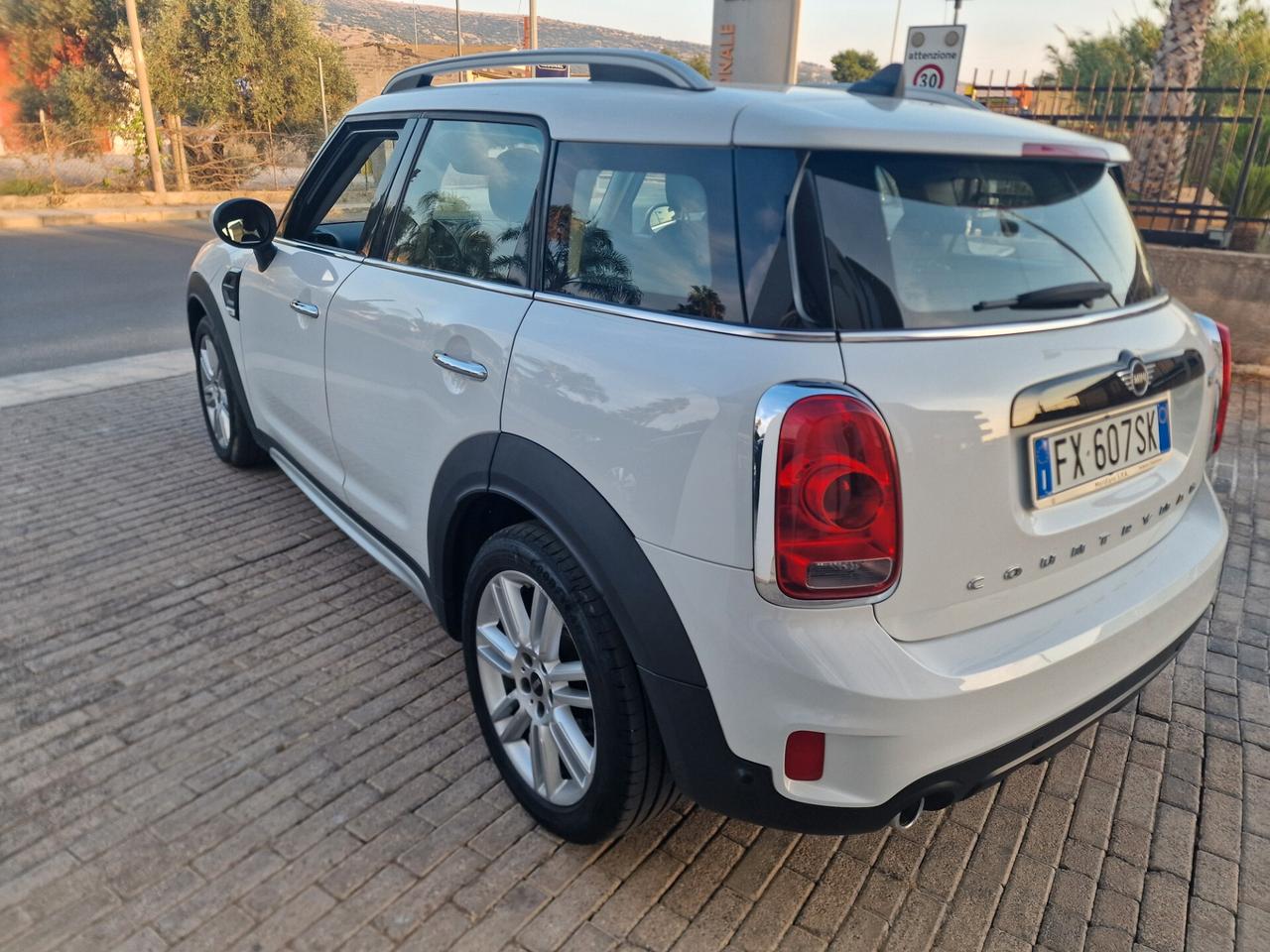 Mini Cooper D Countryman 2.0 Hype 150CV