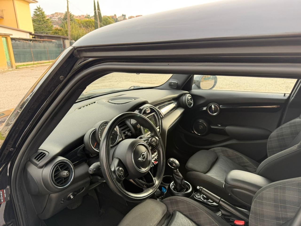 Mini 1.5 Cooper D Hype