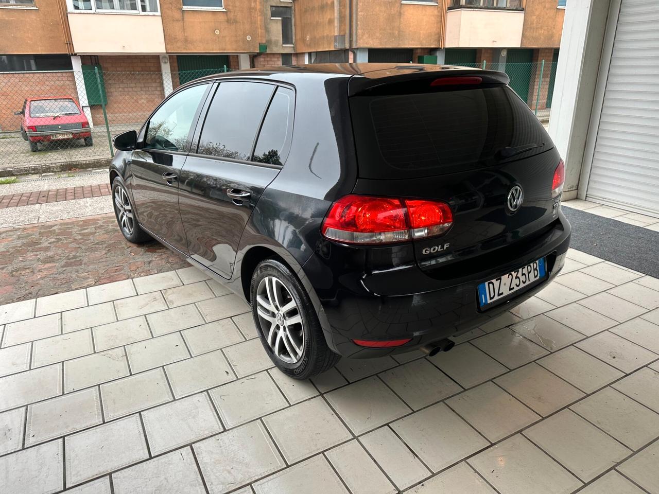 Volkswagen Golf 2.0 TDI 110CV (12 RATE)