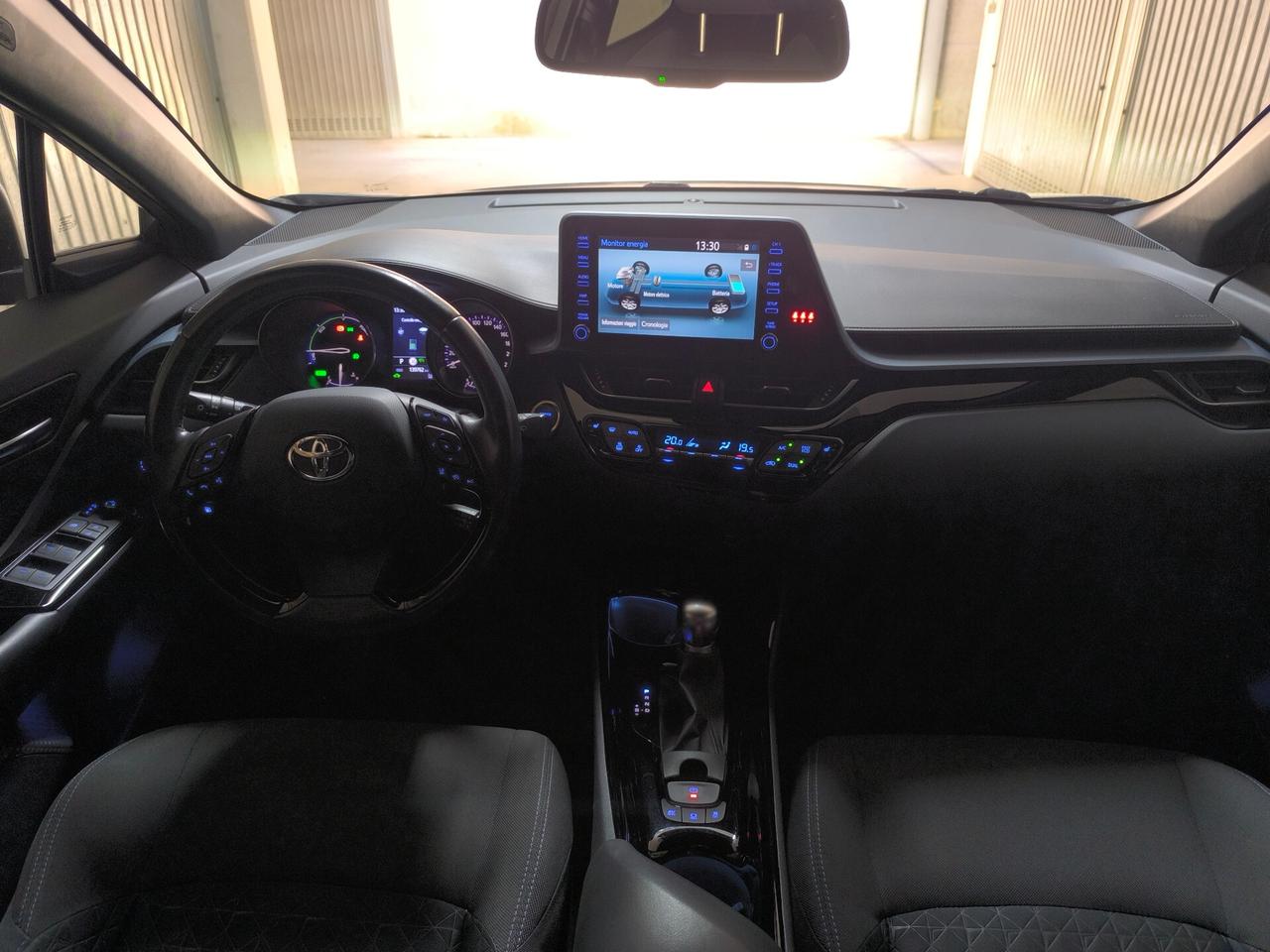 Toyota C-HR 2.0 Hybrid E-CVT Morebusiness