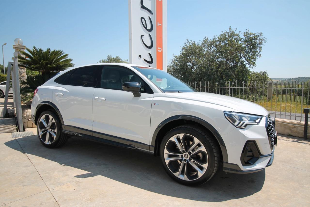 Audi Q3 SPB 45 TFSI e Identity Black|2024