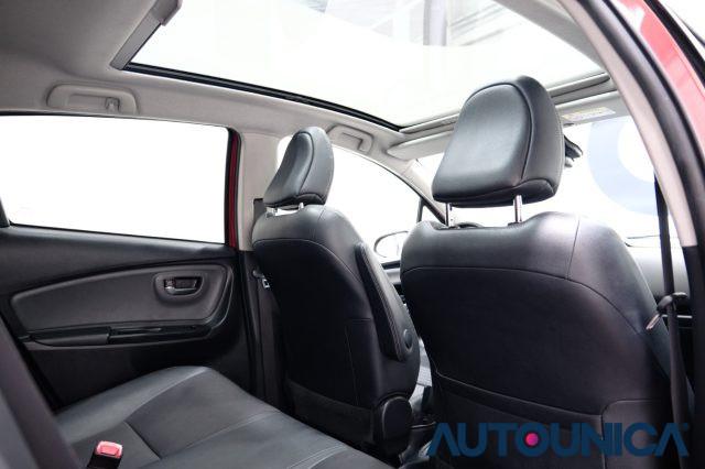 TOYOTA Yaris 1.5 HYBRID 5 PORTE STYLE NEOPATENTATI