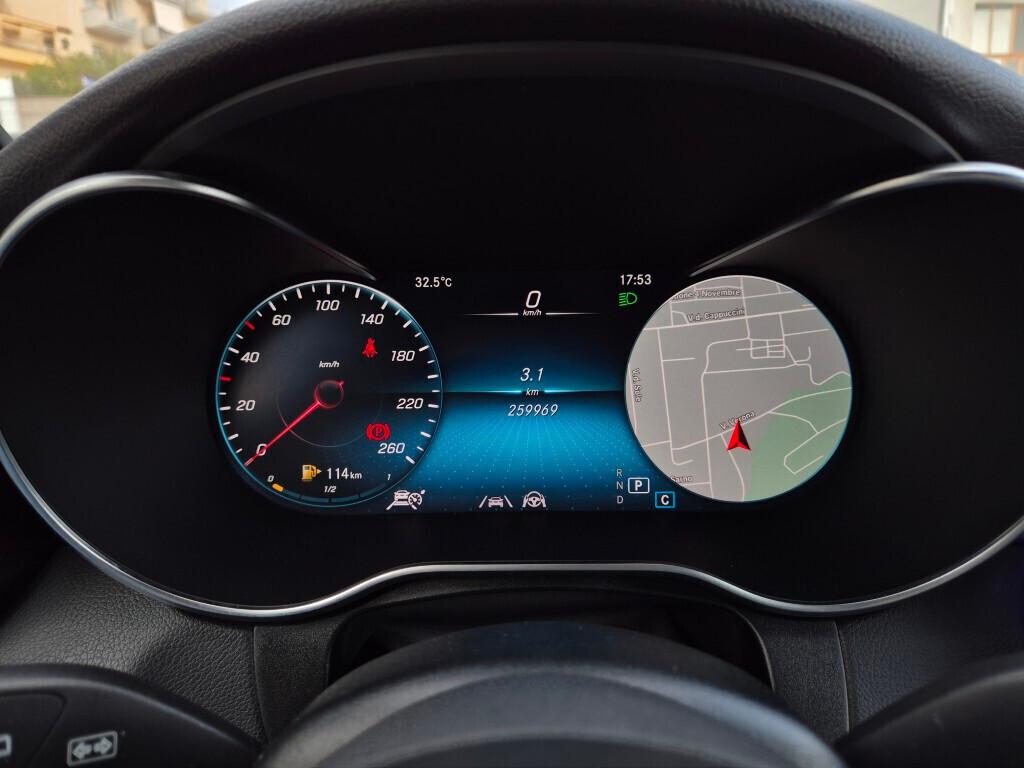 Mercedes GLC 220d AMG PREMIUM PLUS FULL