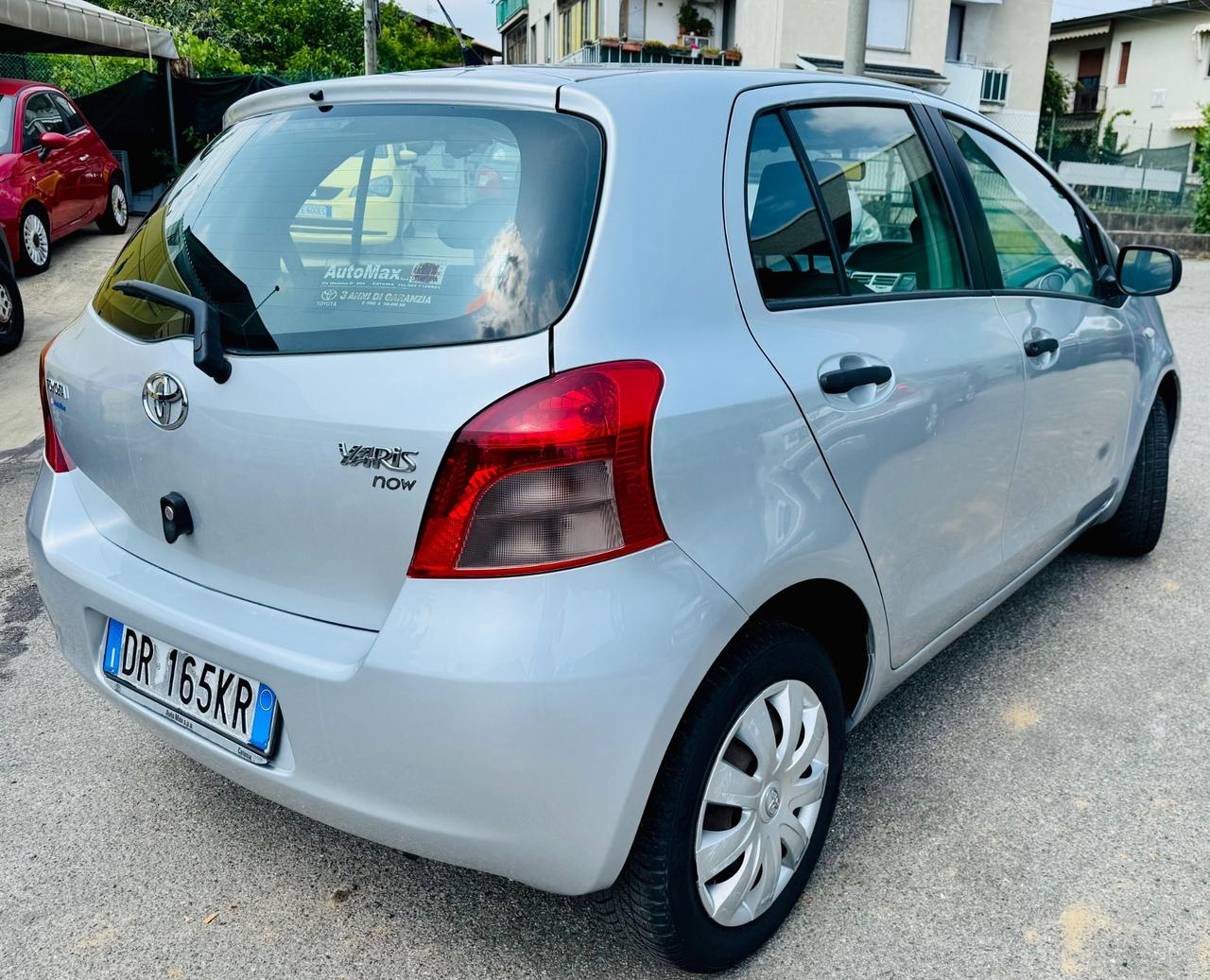 Toyota Yaris 1.0 5 porte Now Ok Neopatentati