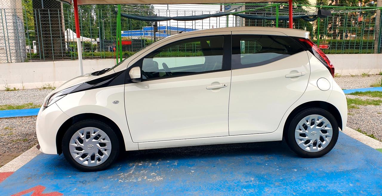 TOYOTA AYGO 1.0 BENZINA ANNO 2019 KM 53 MILA E/6
