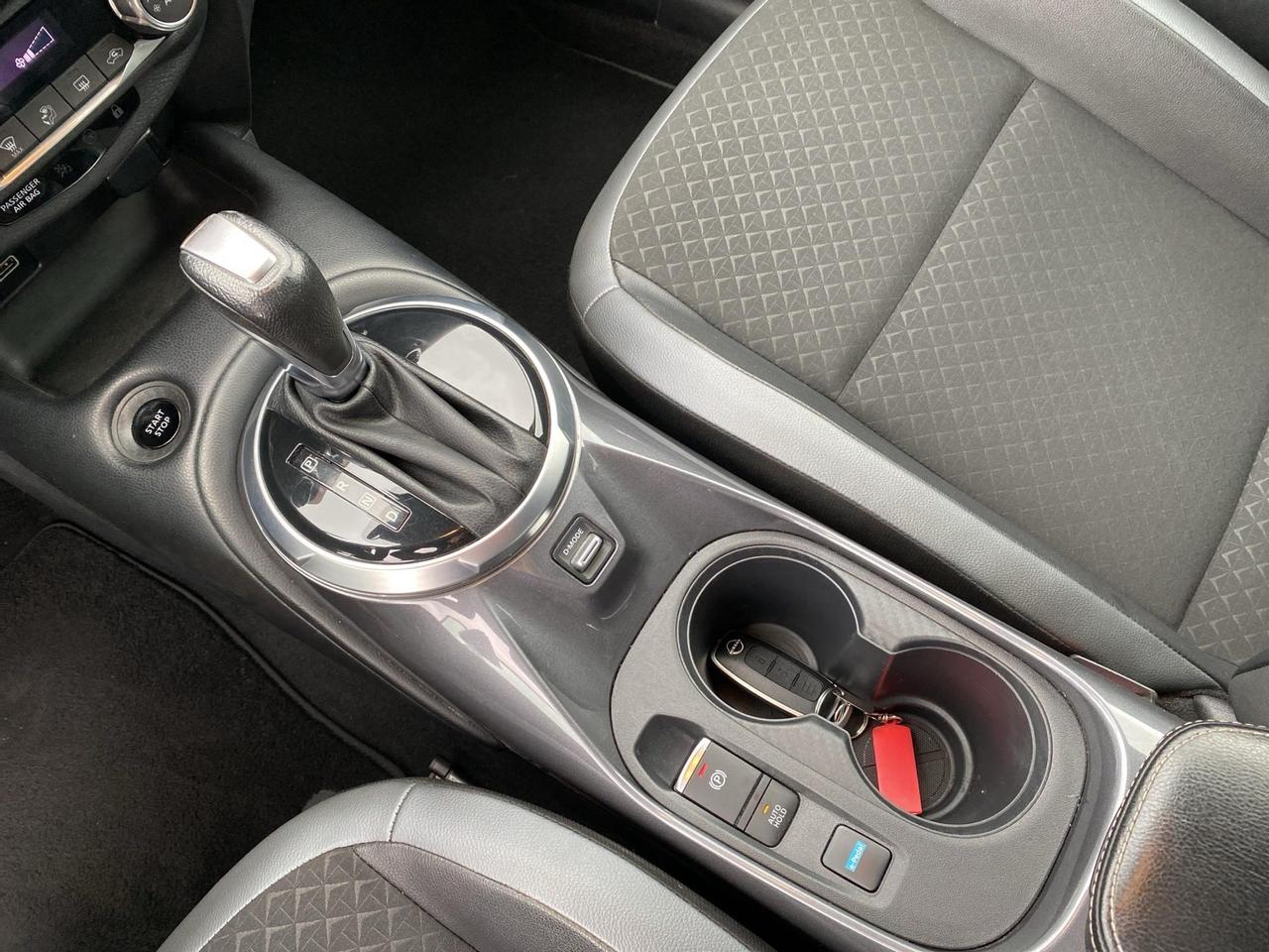 Nissan Juke 1.6 hev N-Connecta