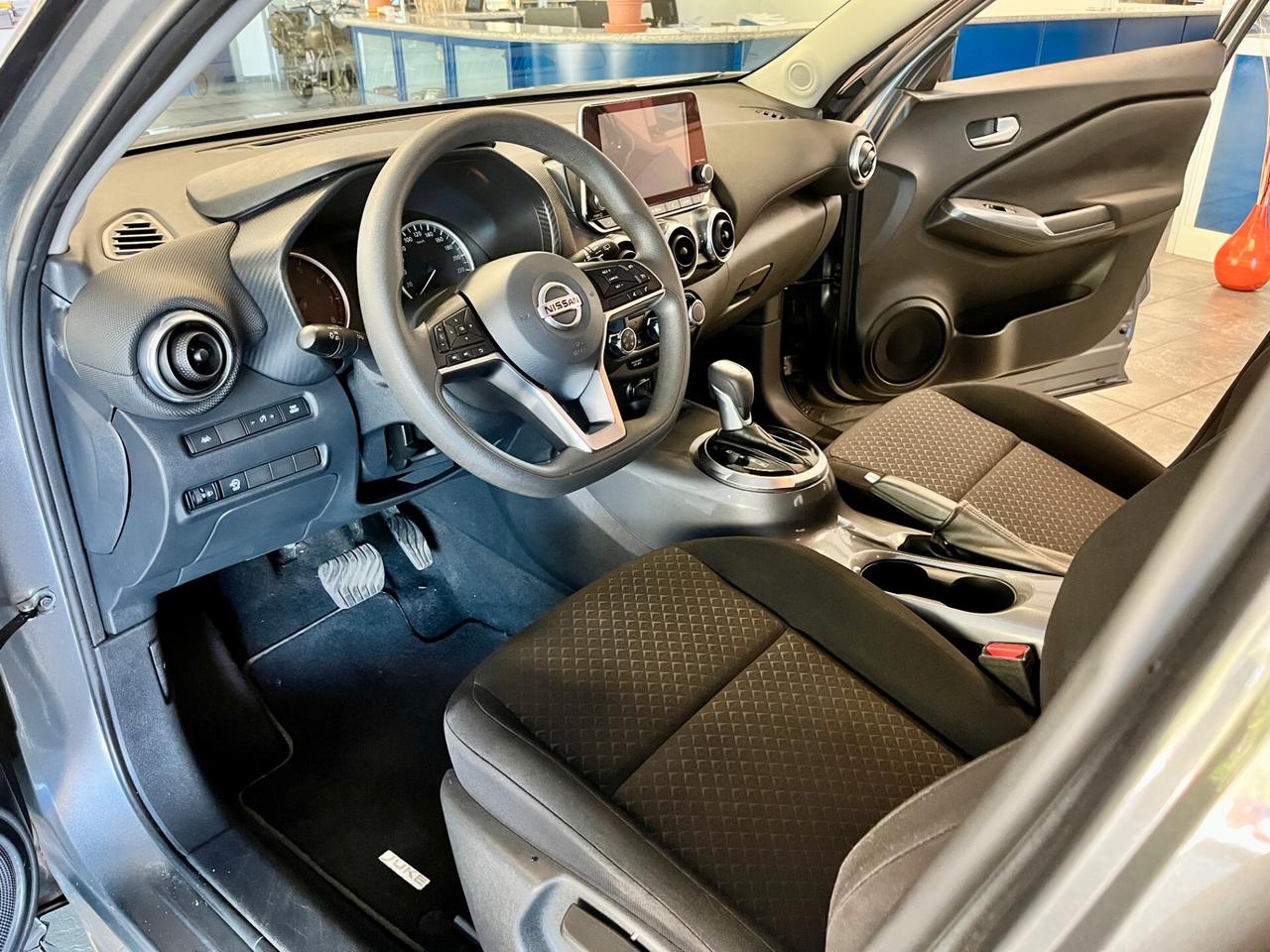 Nissan Juke 1.0 DIG-T 114 CV CAMBIO AUTOMATICO Business